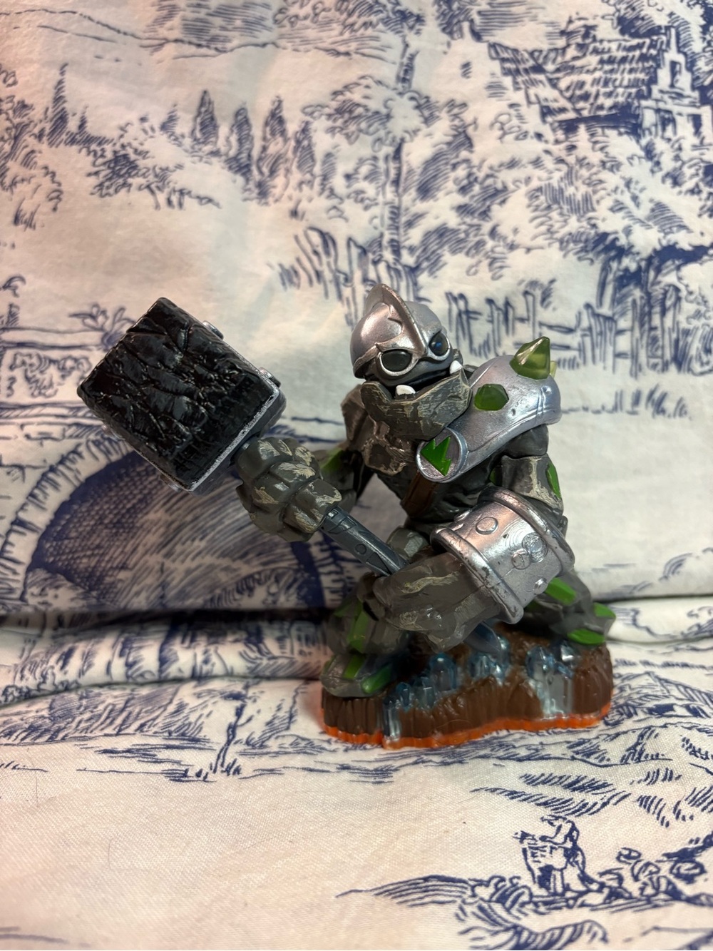 Skylanders Giants Granite Crusher Figure Character Activision Model # 84515888